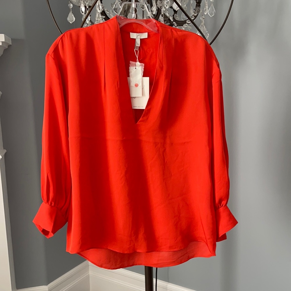 New with tags Joie silk blouse top. Size XS